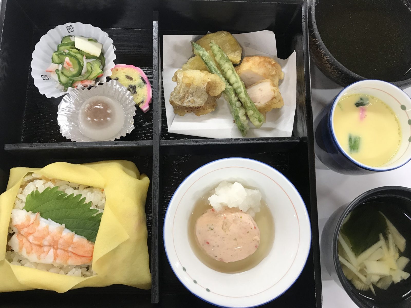 松花堂弁当