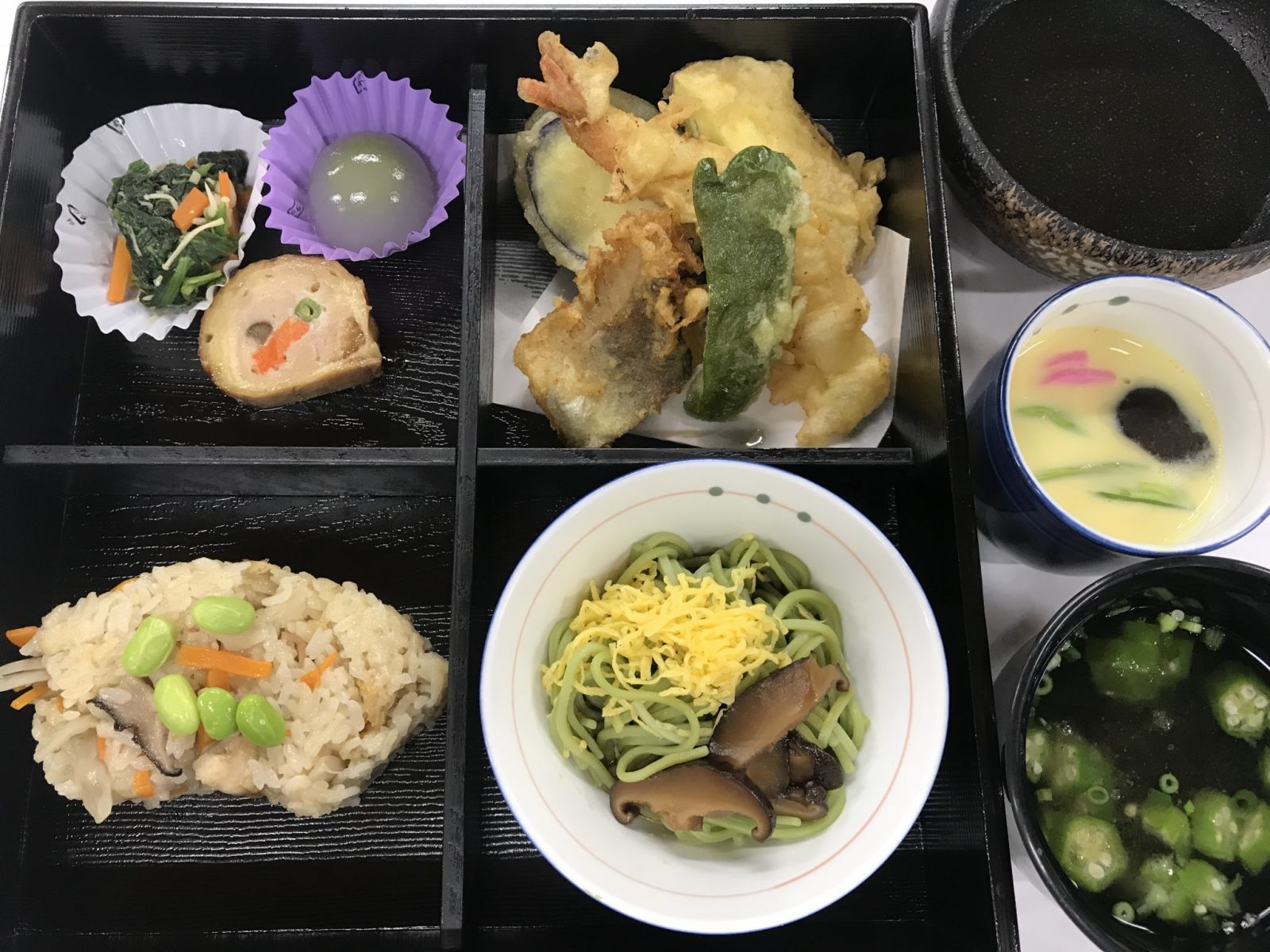 松花堂弁当