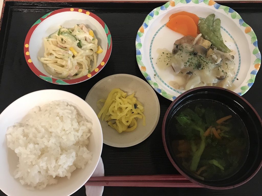 お昼ごはん♪